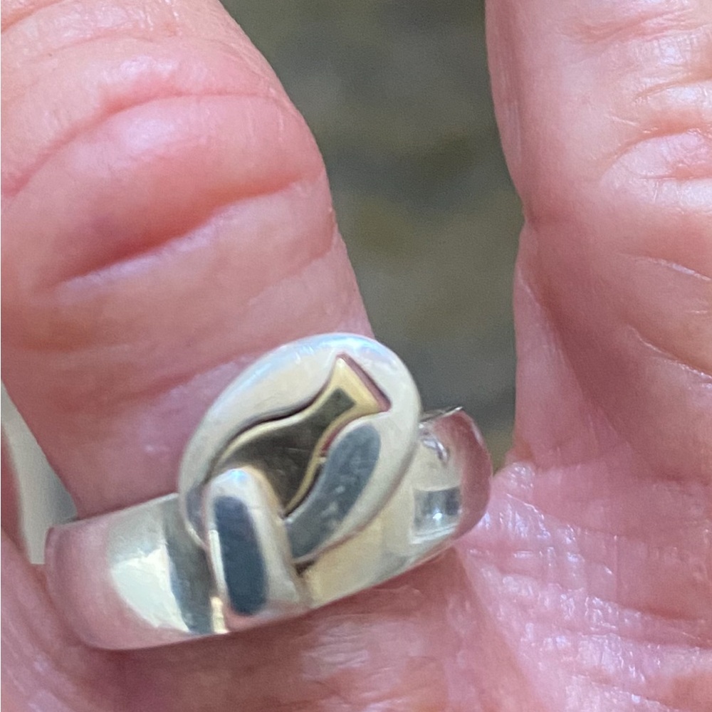 CLIO BLUE sterling silver ring with a 14 K gold fish attached. Size 6